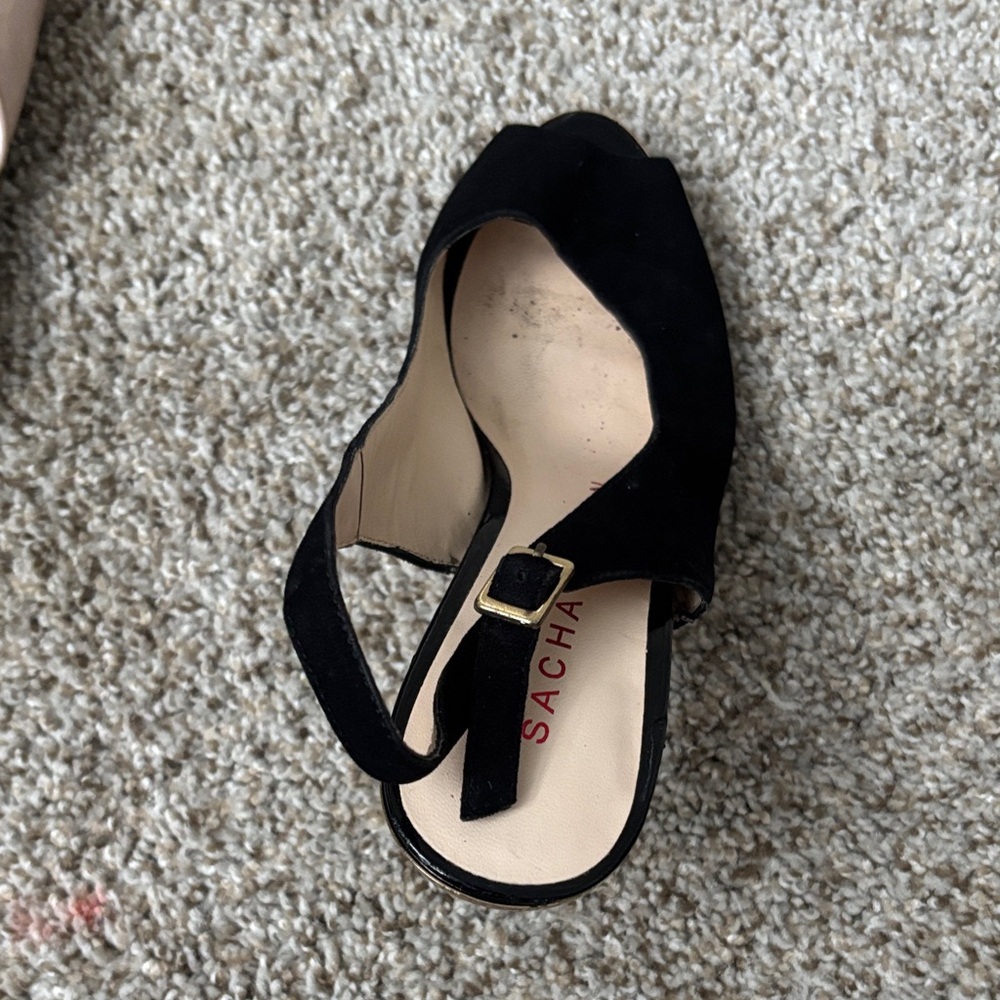 Sacha London Black Slingback Sandals